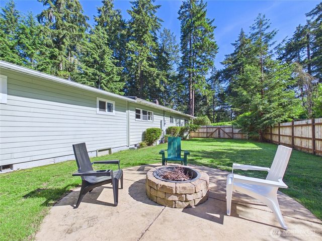 6351 Lake Avenue SW, Lakewood, WA 98499