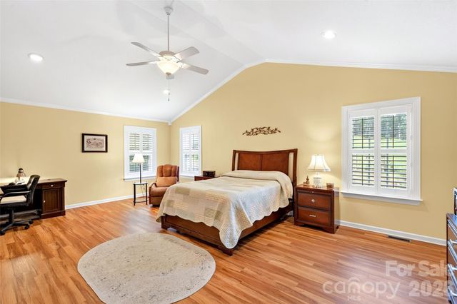 1174 Dale Road, Spruce Pine, NC 28777