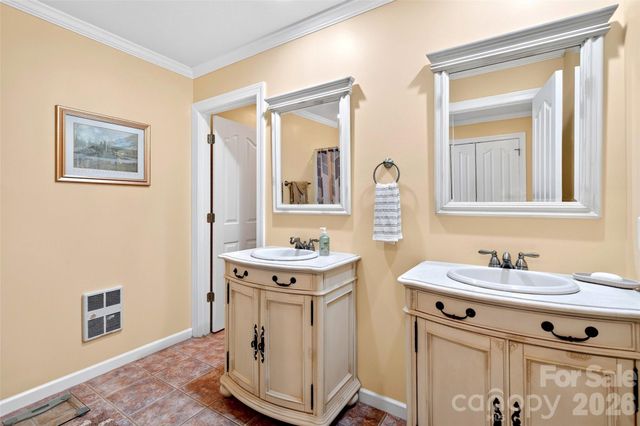 1174 Dale Road, Spruce Pine, NC 28777