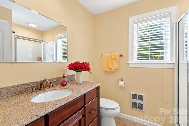 1174 Dale Road, Spruce Pine, NC 28777