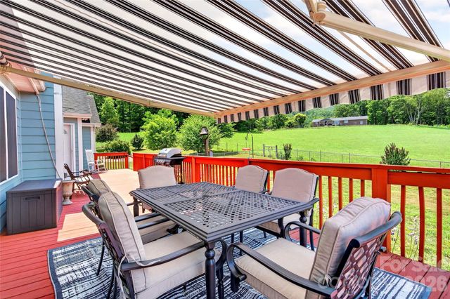 1174 Dale Road, Spruce Pine, NC 28777