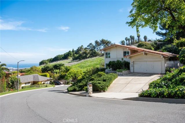 2222 Rue Le Charlene, Rancho Palos Verdes, CA 90275