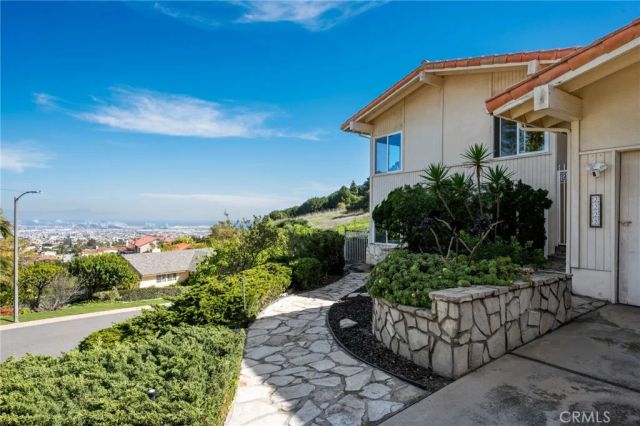 2222 Rue Le Charlene, Rancho Palos Verdes, CA 90275