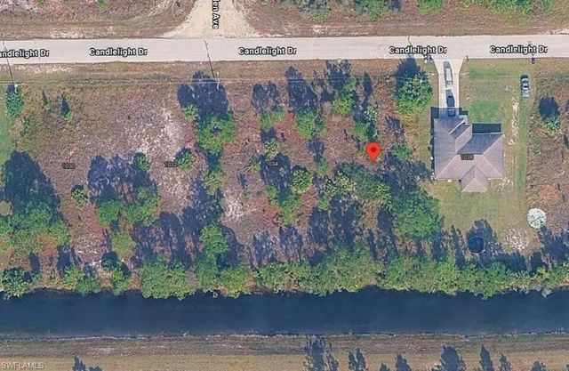1036 Candlelight DR, Lehigh Acres, FL 33974
