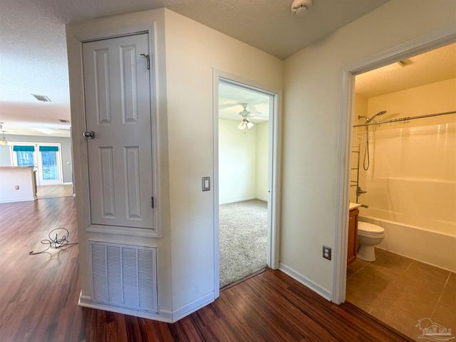 10645 Senegal Dr, Pensacola, FL 32534