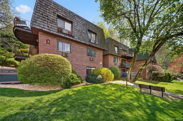 3 Briarcliff Drive S 9, Ossining, NY 10562