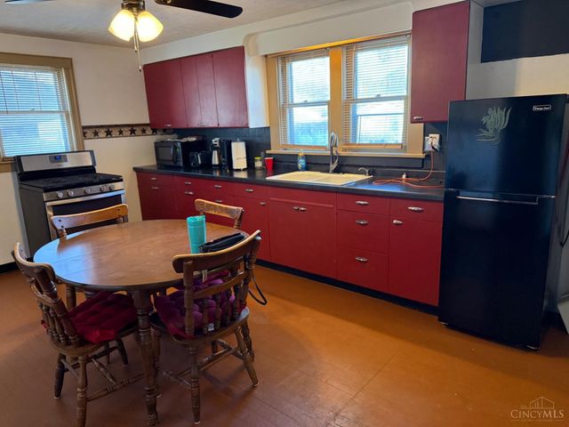 501 S Wright Street, Blanchester, OH 45107