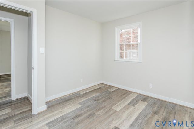 317 Yorktown Dr, Colonial Heights, VA 23834