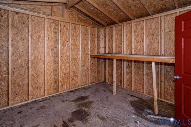 317 Yorktown Dr, Colonial Heights, VA 23834