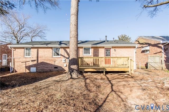 317 Yorktown Dr, Colonial Heights, VA 23834