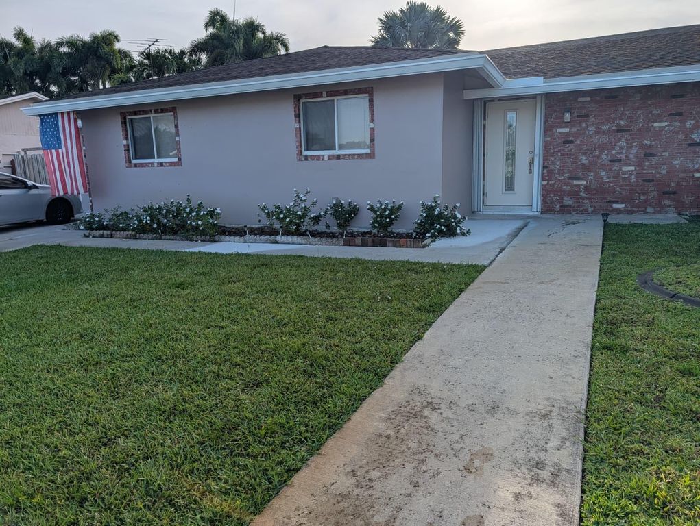 22776 Neptune Road, Boca Raton, FL 33428