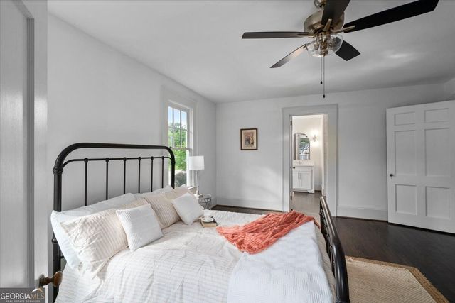 6104 Floyd Street NE, Covington, GA 30014
