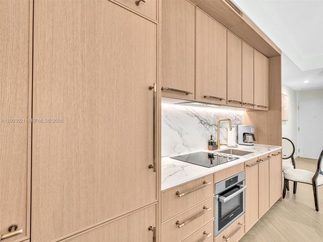 2700 NW 2nd Ave 439, Miami, FL 33127