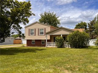5664 Colgate Drive, Youngstown, OH 44515
