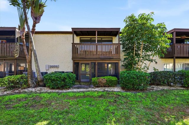 723 115TH AVENUE N 2106, St Petersburg, FL 33716