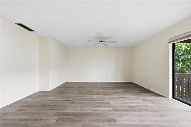 723 115TH AVENUE N 2106, St Petersburg, FL 33716