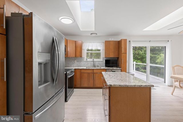 8 HOLLY AVE, Aberdeen, MD 21001