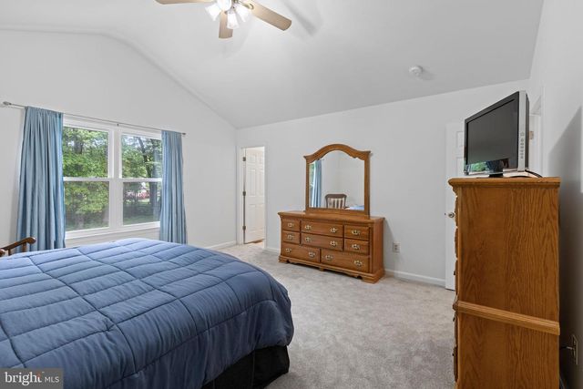 8 HOLLY AVE, Aberdeen, MD 21001