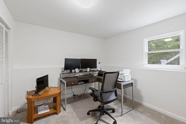 8 HOLLY AVE, Aberdeen, MD 21001
