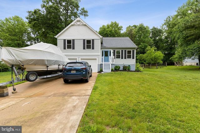 8 HOLLY AVE, Aberdeen, MD 21001