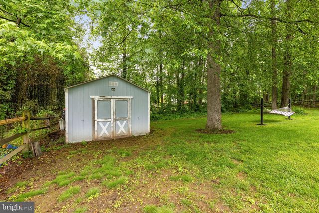 8 HOLLY AVE, Aberdeen, MD 21001