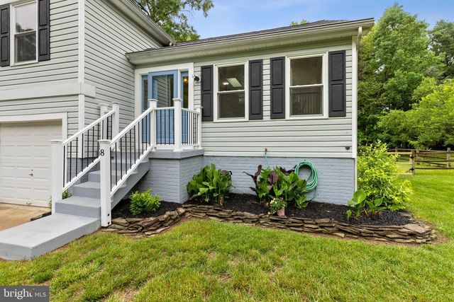 8 HOLLY AVE, Aberdeen, MD 21001
