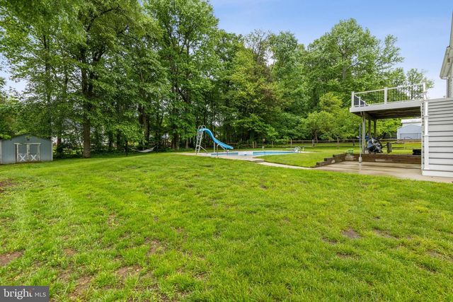 8 HOLLY AVE, Aberdeen, MD 21001