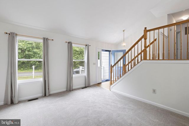 8 HOLLY AVE, Aberdeen, MD 21001