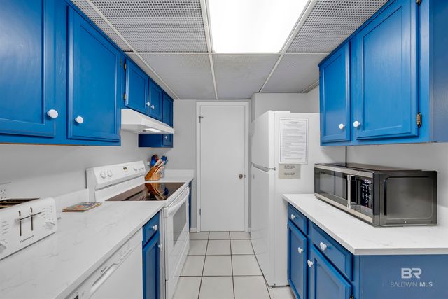 1051 WEST BEACH Boulevard 7B, Gulf Shores, AL 36542