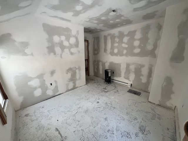 96 Ball Hill Rd, Princeton, MA 01541