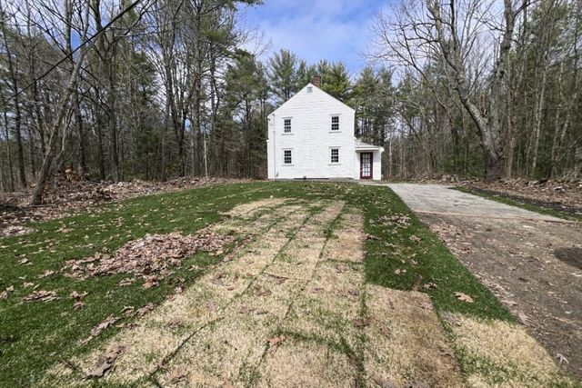 96 Ball Hill Rd, Princeton, MA 01541