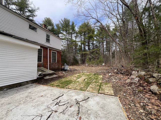 96 Ball Hill Rd, Princeton, MA 01541