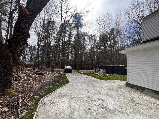 96 Ball Hill Rd, Princeton, MA 01541