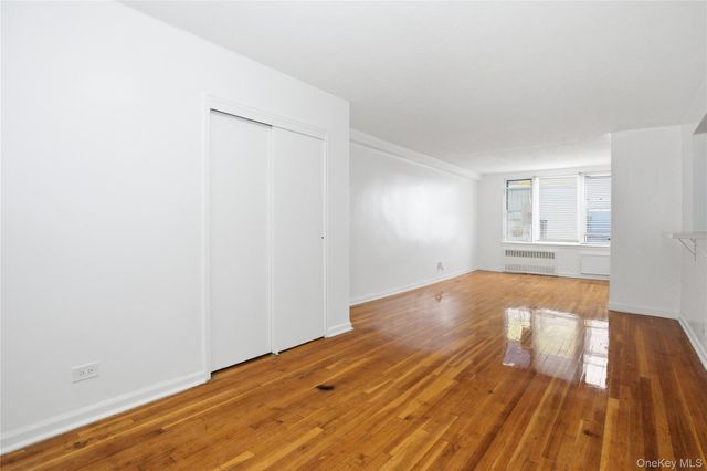 2385 Barker Avenue 6S, Bronx, NY 10467