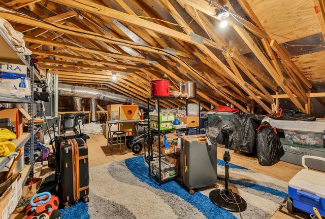 1010 Larkwood Dr, Hermitage, TN 37076