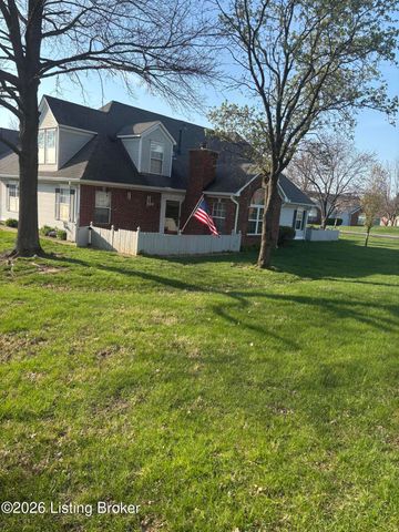 8120 Meadowgreen Pl, Louisville, KY 40299