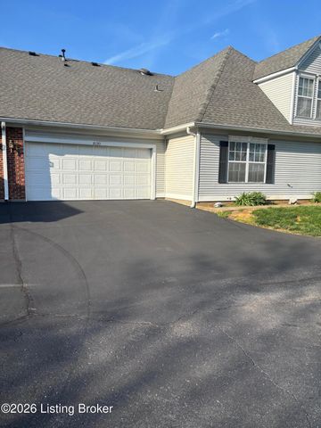 8120 Meadowgreen Pl, Louisville, KY 40299