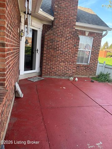 8120 Meadowgreen Pl, Louisville, KY 40299