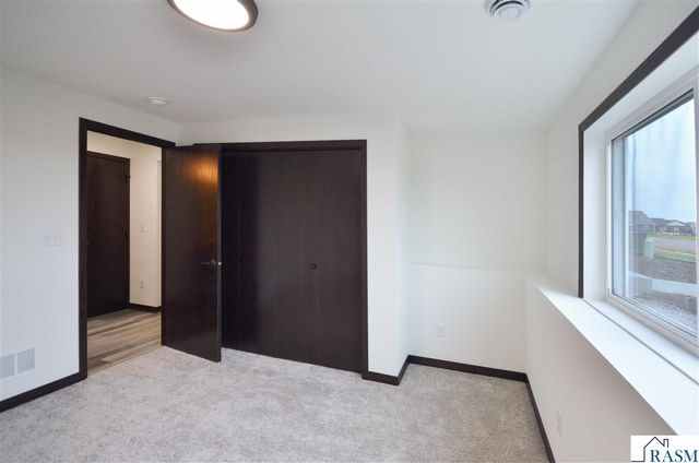 2105 Lunden Street, St. Peter, MN 56082