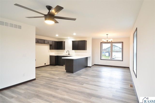 2105 Lunden Street, St. Peter, MN 56082