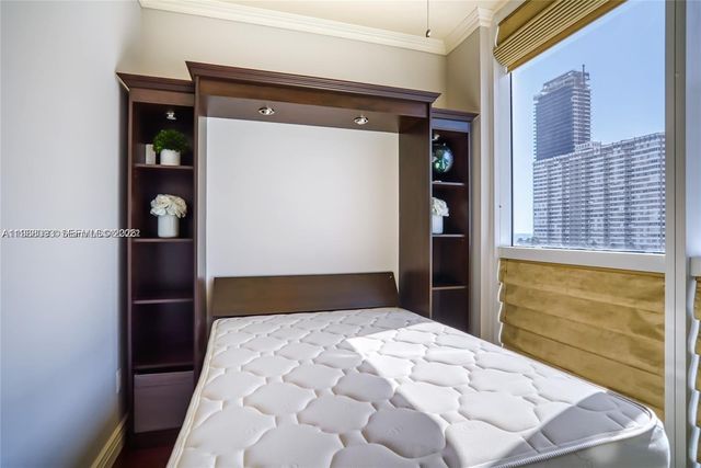 1945 S Ocean Dr 604, Hallandale Beach, FL 33009