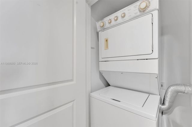 1945 S Ocean Dr 604, Hallandale Beach, FL 33009