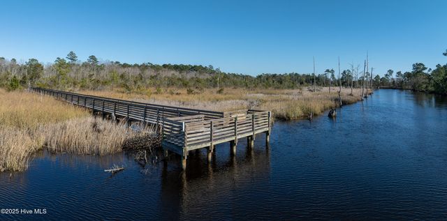 627 Ashbury Drive SE, Bolivia, NC 28422