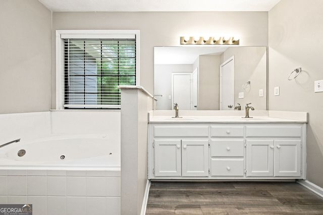 4780 Meadowlark Drive SE, Conyers, GA 30094