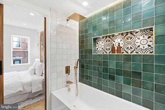 1410 S BOUVIER ST, Philadelphia, PA 19146