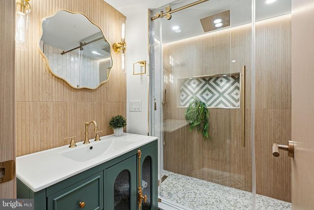 1410 S BOUVIER ST, Philadelphia, PA 19146