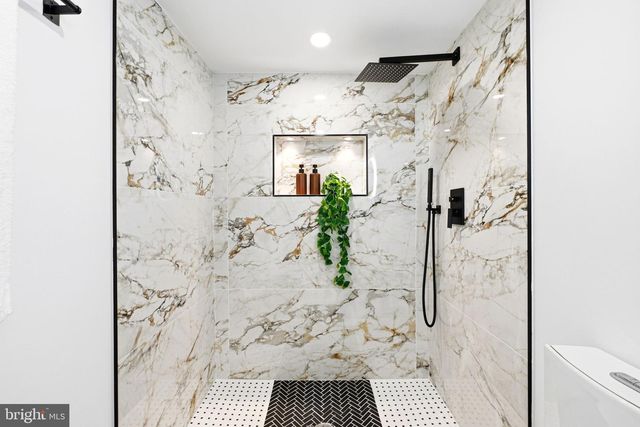 1410 S BOUVIER ST, Philadelphia, PA 19146