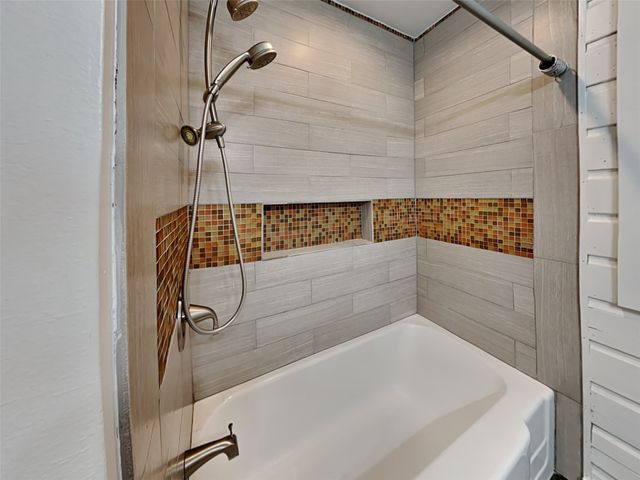 8902 Redondo Drive, Dallas, TX 75218