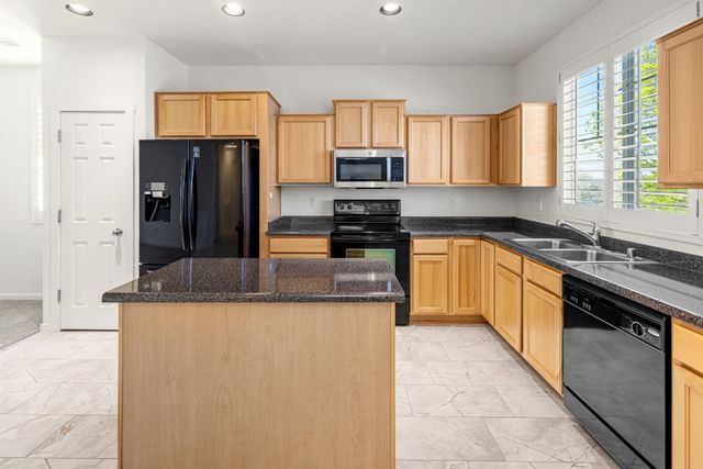 104 Rancho Viejo Boulevard, Santa Fe, NM 87508
