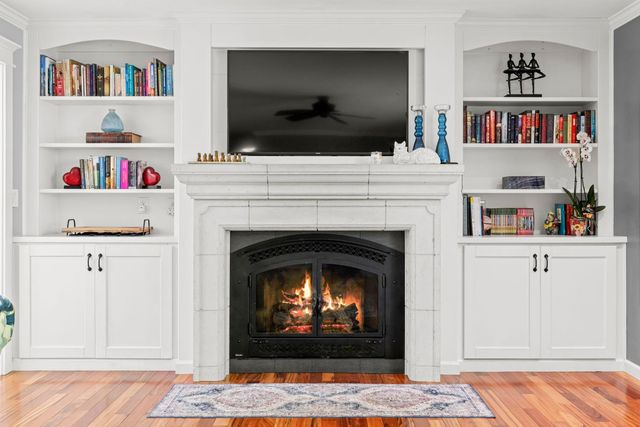 2812 Crystal Springs Rd, Camino, CA 95709